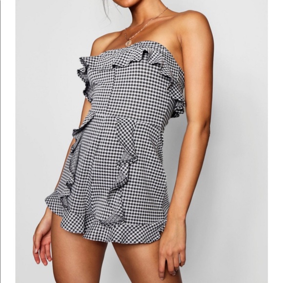 Strapless ruffle trim romper - Picture 3 of 4